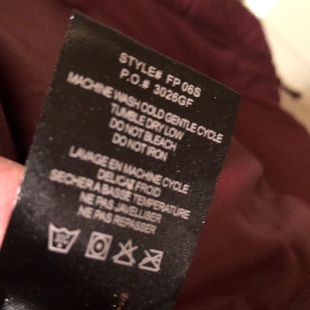 Silence And Noise Cranberry Jacket In Size M - image 5